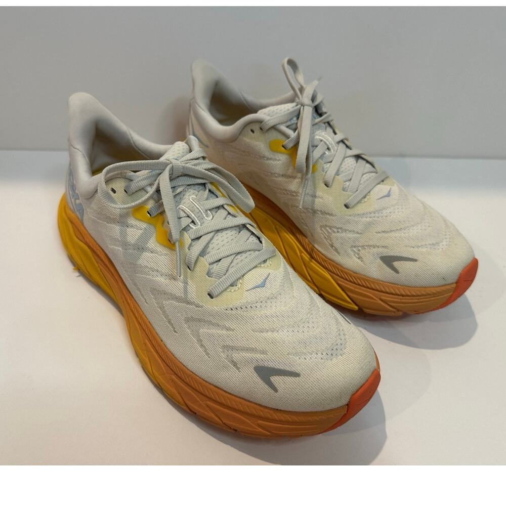 HOKA Arahi 6 Running Shoes Women’s 9B Off White Orange Stability Sneakers